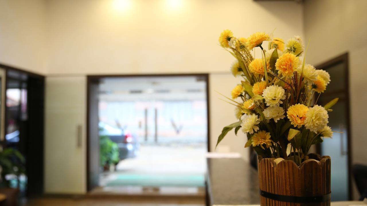 Hotel Venkat Presidency Bangalore Dış mekan fotoğraf